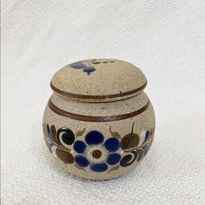 Ceramic Pot With Lid